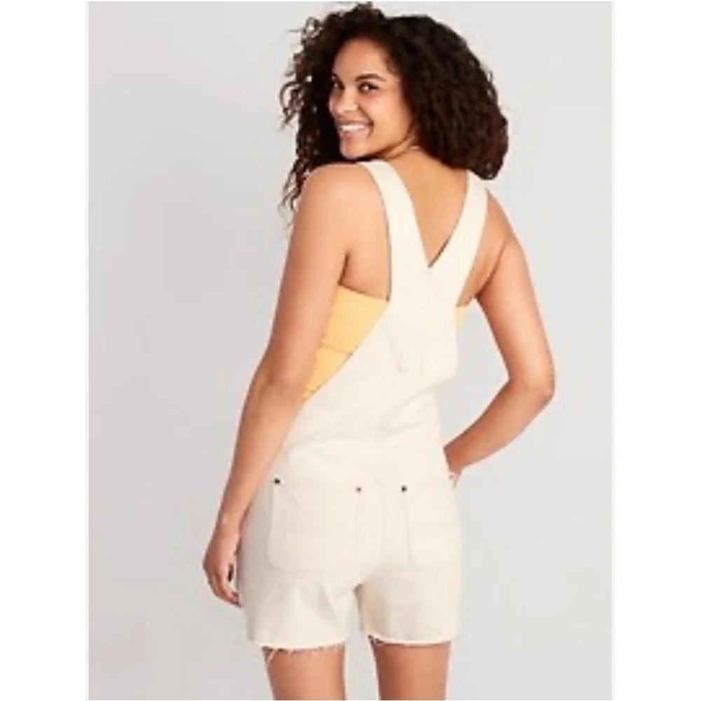 NWT Old Navy Slouchy Straight Cut-Off Jean Shortalls‎ Ecru Sz M Denim Minimalist